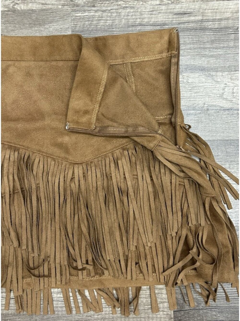 Altered State Fringe Vegan Suede Mini Skirt Brown Size Small Western Tassel Boho - Picture 9 of 9